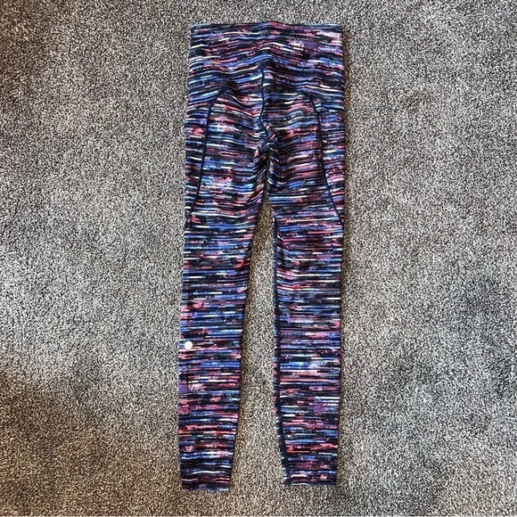 Lululemon Fast & Free 7/8 Tight II ❤️ - Picture 2 of 9